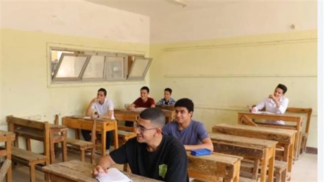 خطوات فعّالة.. كيفية التعامل مع كراسات “البوكليت” لطلاب الأزهر